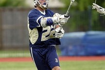 冠军球队更衣室文化对外公开，展现团队凝聚力，更衣室落场球衣