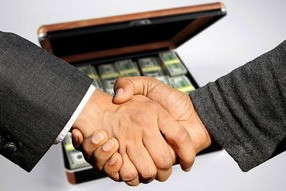 球员合同纠纷案庭外和解，避免官司拖慢备战，球员合同书怎么合成